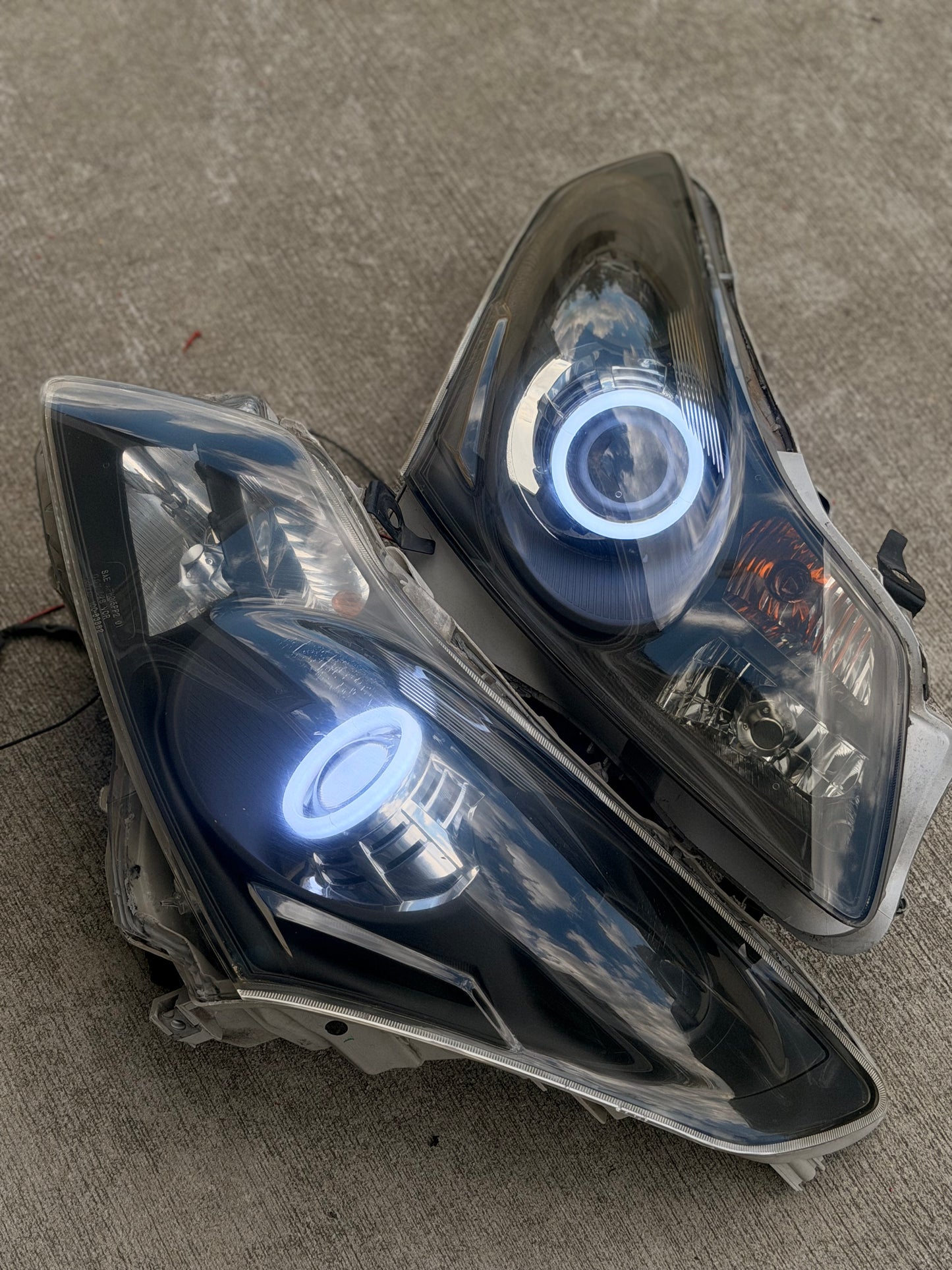 07-09 Infiniti G35 G37 Sedan Halo Headlights