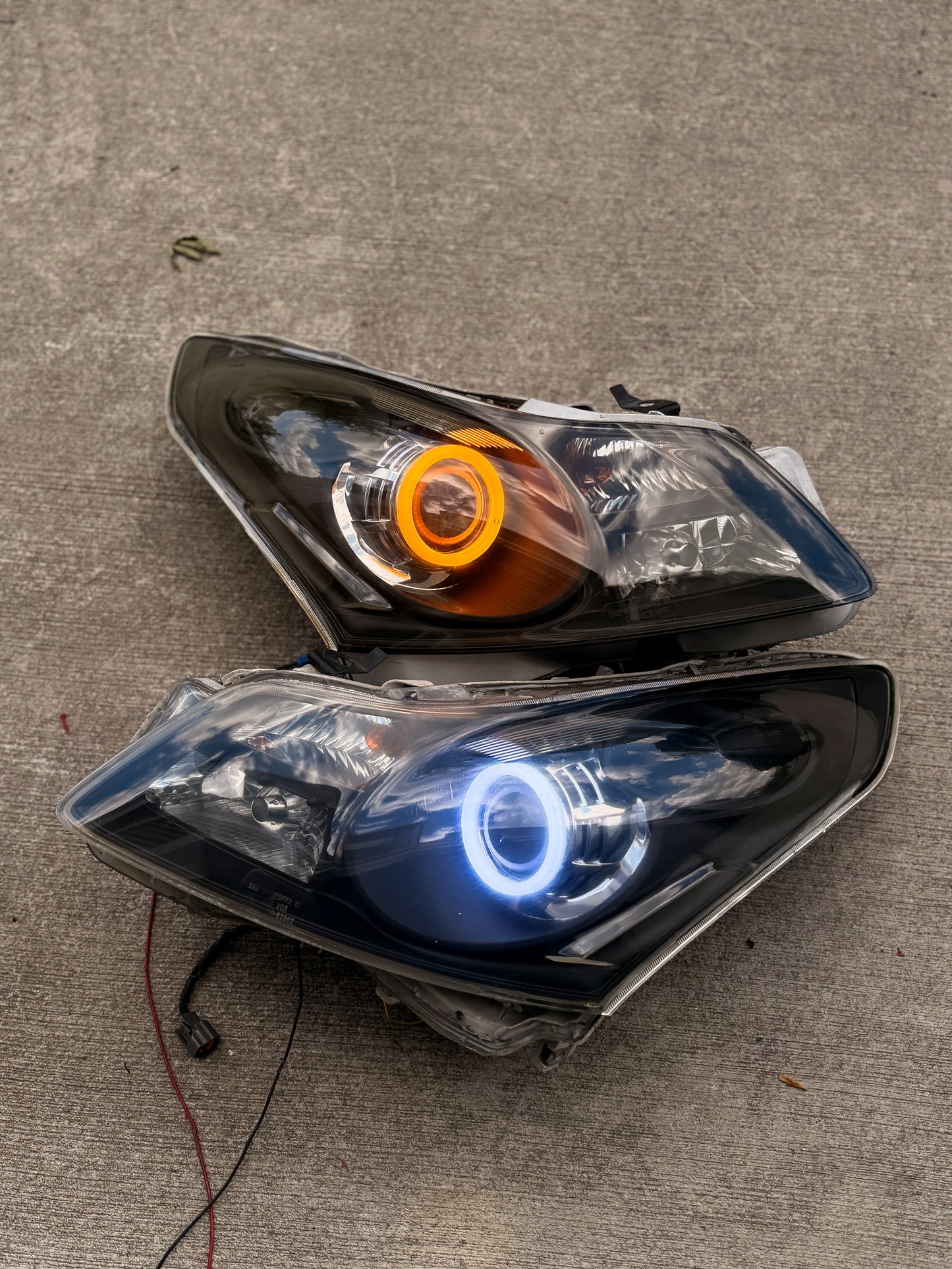 07-09 Infiniti G35 G37 Sedan Halo Headlights