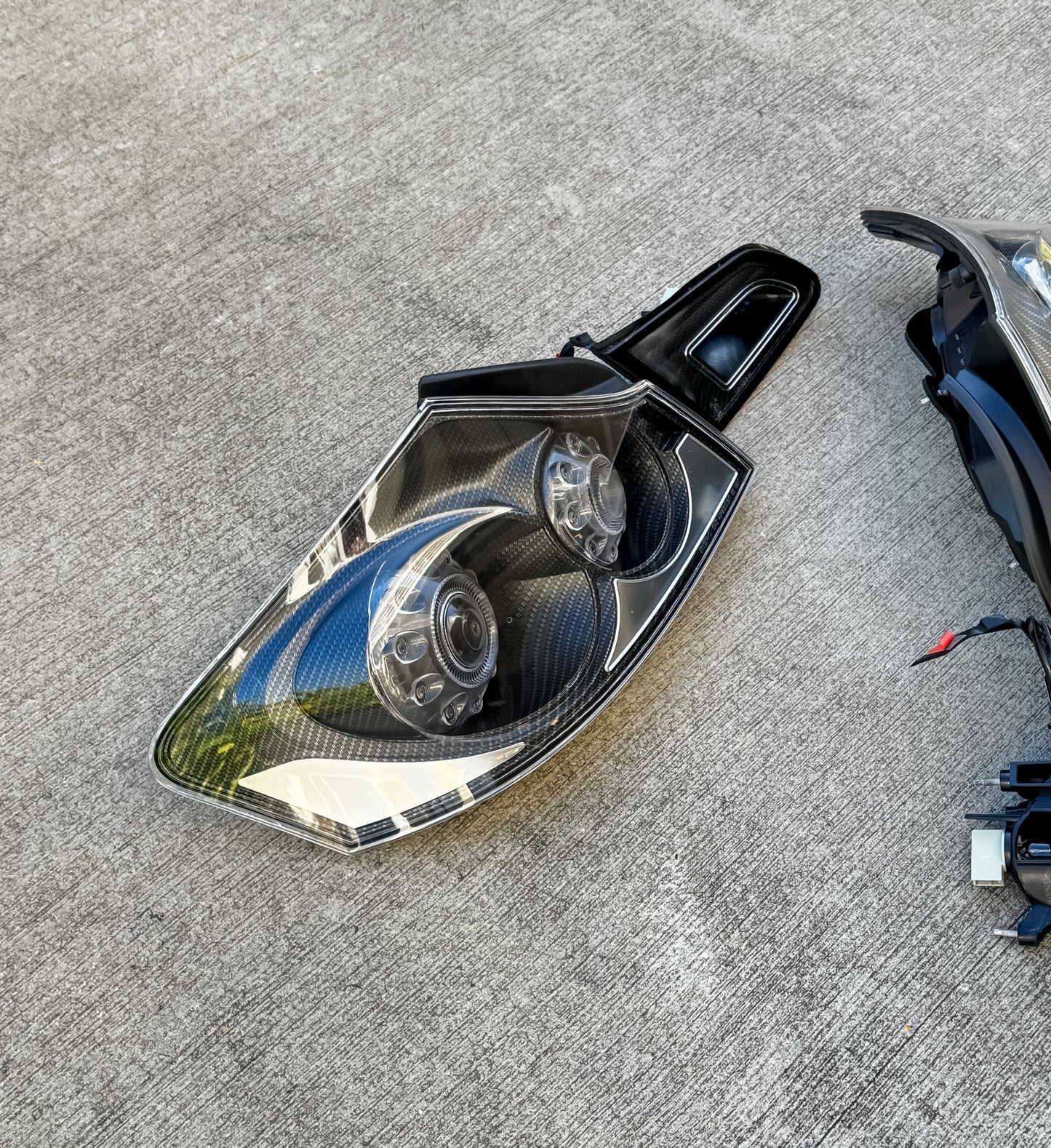 Infiniti G37 V36 G35 Q40 06-14 4dr Sedan Tail Lights with Carbon Fiber