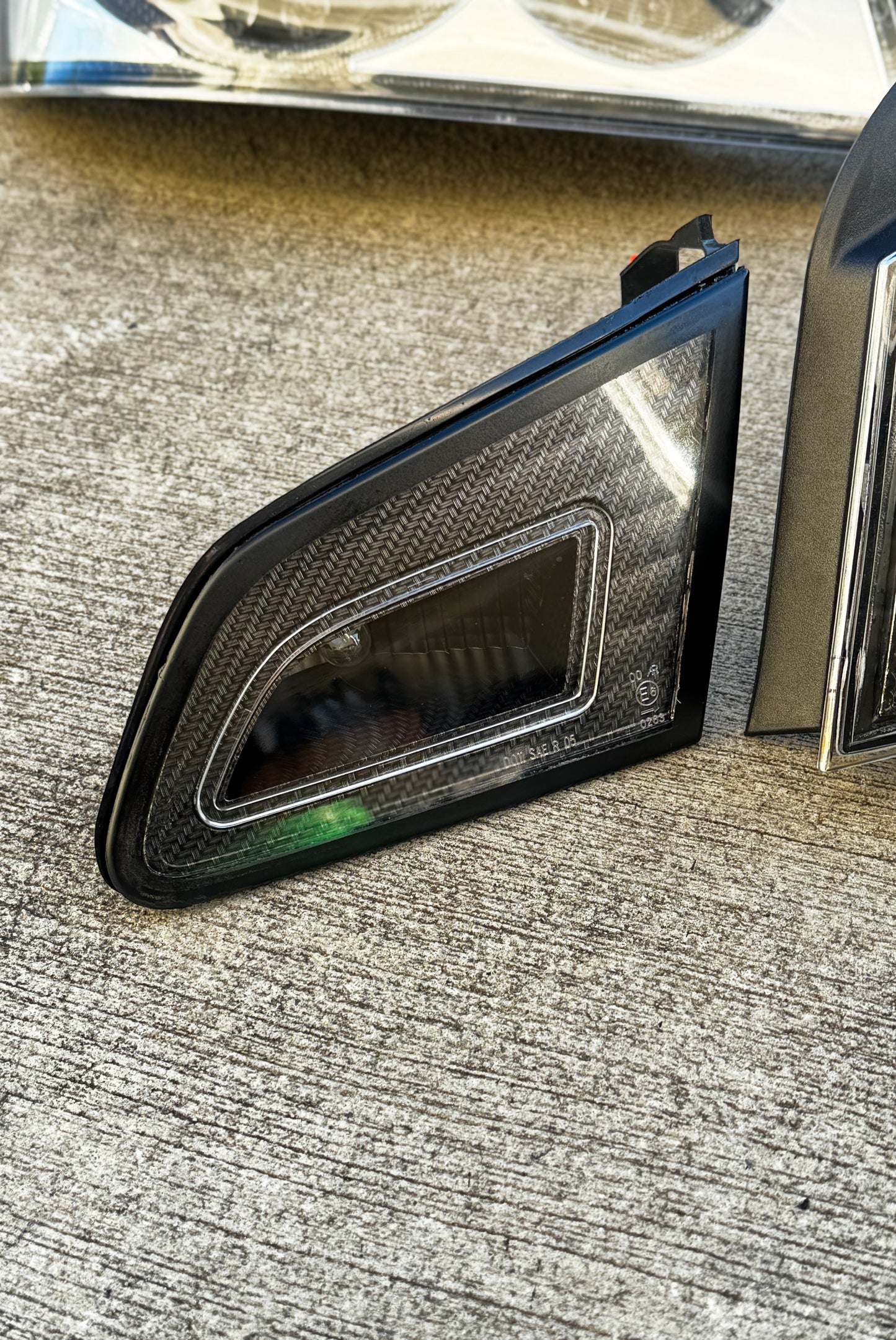 Infiniti G37 V36 G35 Q40 06-14 4dr Sedan Tail Lights with Carbon Fiber