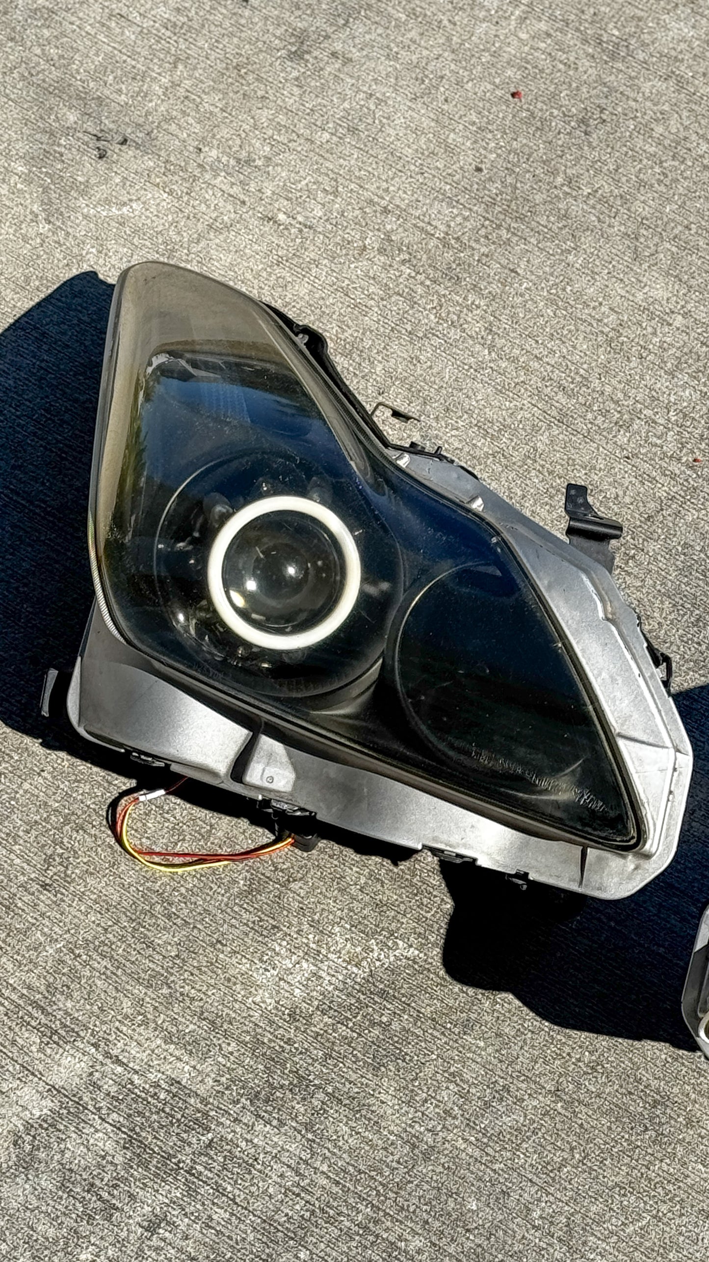 Infiniti G37 Coupe Halo Headlights