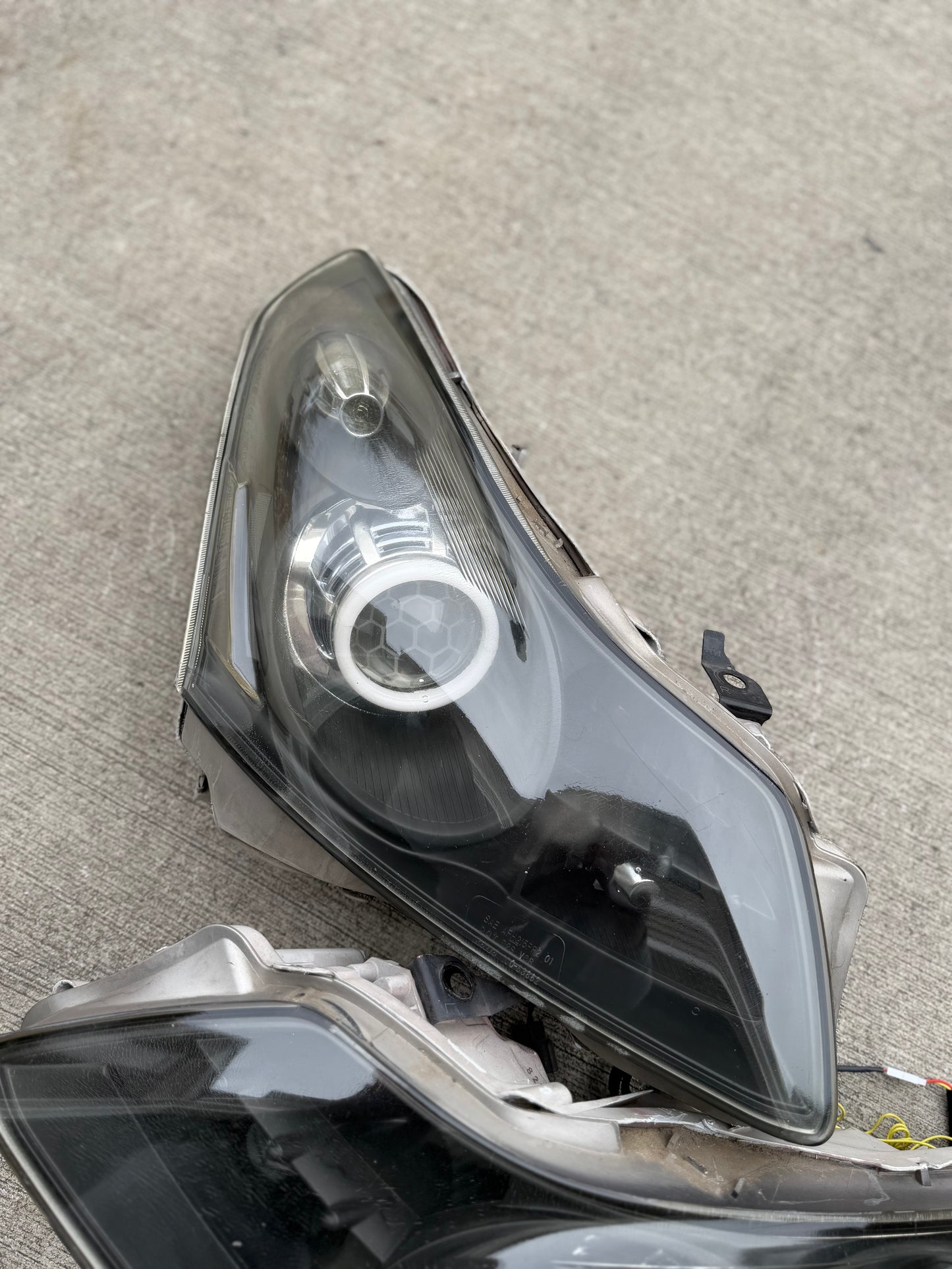 07-09 G35/ G37 Halo Headlights *used*