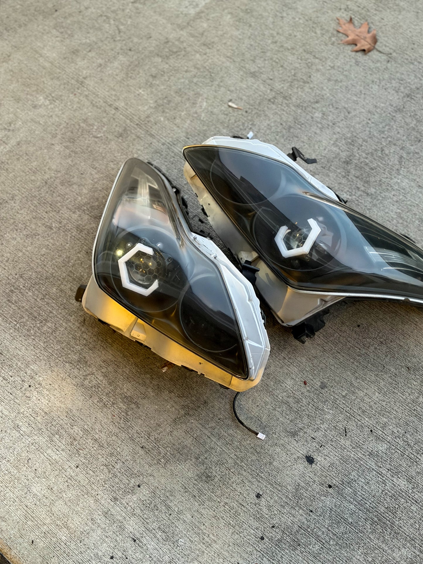 2008-2015 Infiniti G37 Q60 Coupe Halo Headlights *USED*
