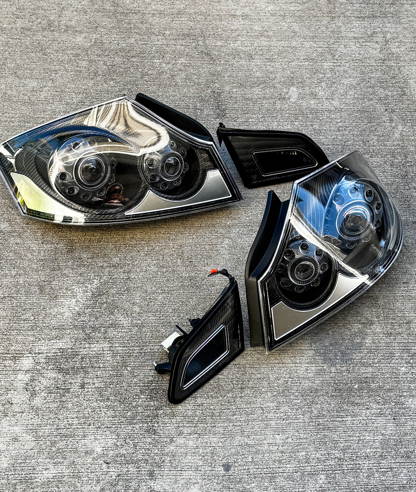 Infiniti G37 V36 G35 Q40 06-14 4dr Sedan Tail Lights with Carbon Fiber