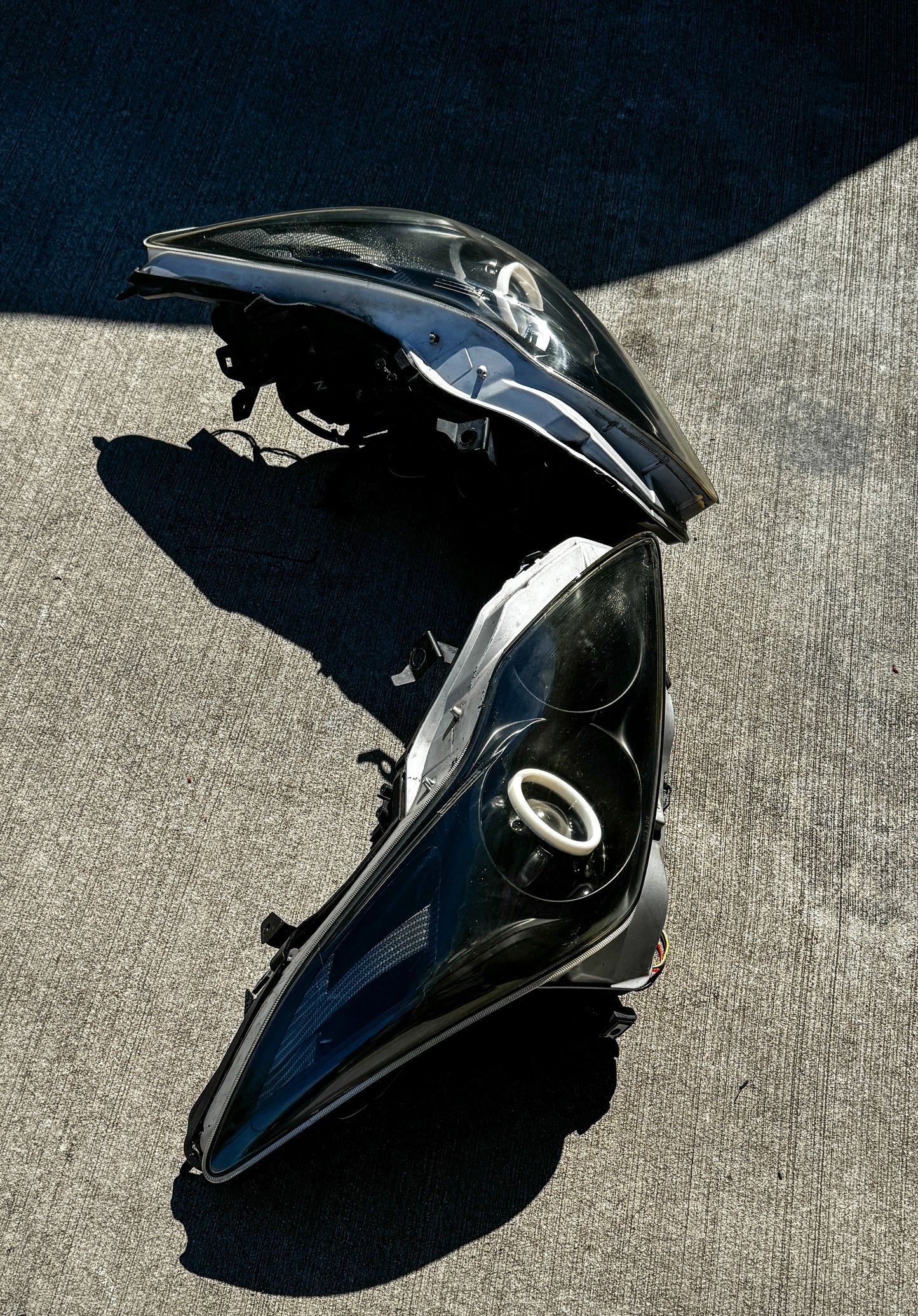 Infiniti G37 Coupe Halo Headlights