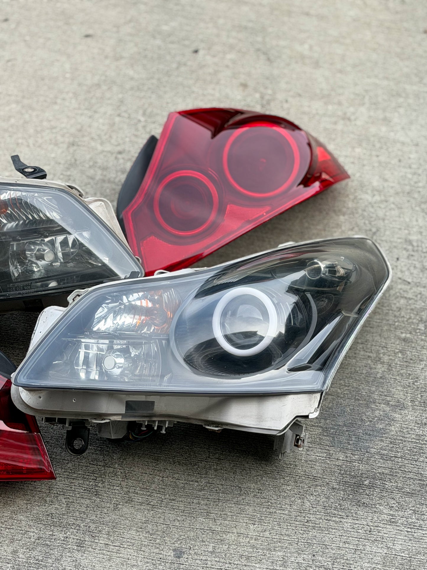 G35 halo headlights and halo tail light bundle